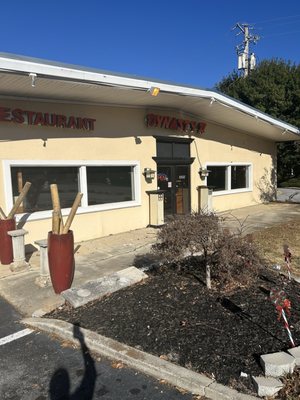 Dynasty Restaurant by null