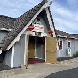 HAPPY GARDEN RESTAURANT & BAR - Updated August 2025 - 126