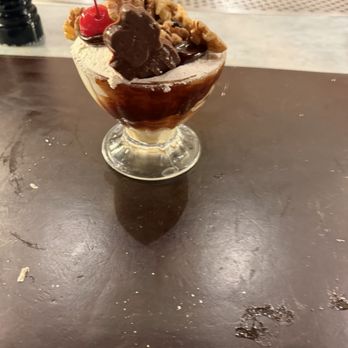 Peter Luger Steak House - Small sundae - Steakhouses Near Me - Las Vegas, Nevada