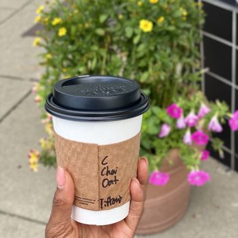 Cream + Sugar Coffeehouse - Chai Latte w/ oat milk - Coffee & Tea Near Me - Cincinnati, Ohio