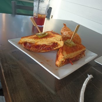 The Shelter Kitchen + Bar - Pulled pork sammuch. - American Near Me - Mount Pleasant, South Carolina The Shelter Kitchen + Bar - Pulled pork sammuch. - American Near Me - Mount Pleasant, South Carolina