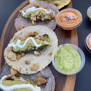 Pinto Cocina Mexicana - Jalapeño rellenos - Food Trucks Near Me - San Jose, California Pinto Cocina Mexicana - Jalapeño rellenos - Food Trucks Near Me - San Jose, California