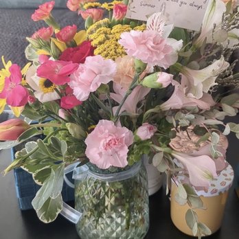Helen's Flower Shop - Florists Near Me - Oakland, California