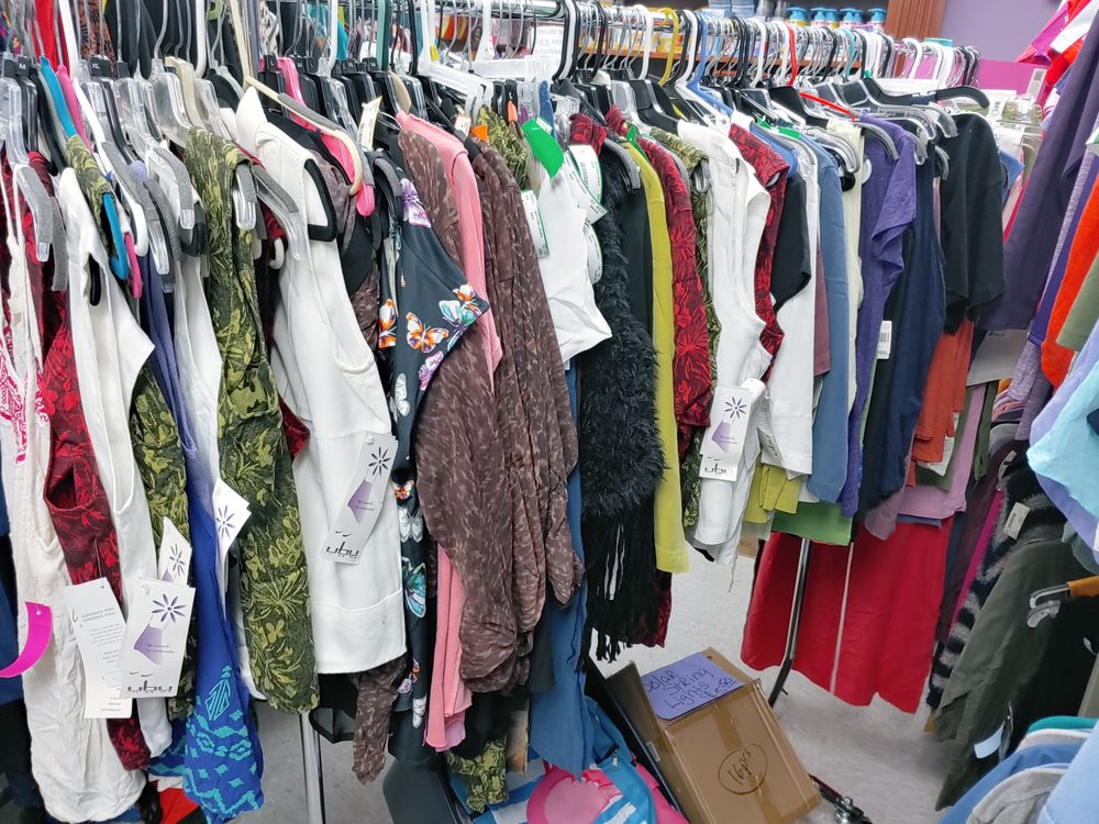 LOVELY LADIES CONSIGNMENT SHOP Updated October 2024 29 Photos & 32