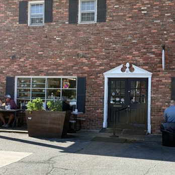 Biscuit Head - Outside - Cafes Near Me - Asheville, North Carolina