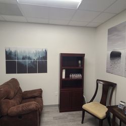 Conroe Life Changes - Session Room