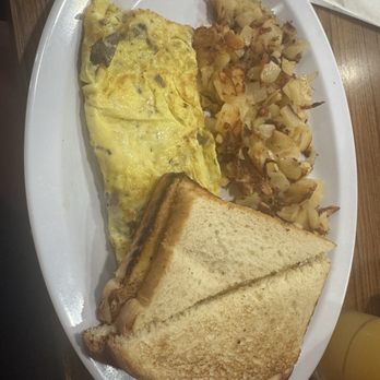 Johnny D's Waffles and Benedicts, Myrtle Beach - Mushroom Feta Omelette - Breakfast & Brunch Near Me - Myrtle Beach, South Carolina