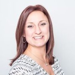 Assisted Living Locators of Greater Omaha - Meet Owner & Eldercare Advisor, Nikki Wulff