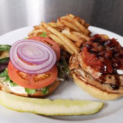Scran & Dram - Grilled Chicken & Bacon Burger