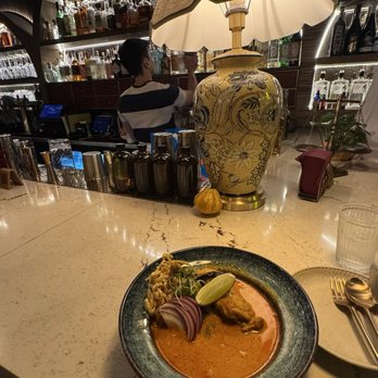 Tha Phraya - Thai Near Me - New York, New York