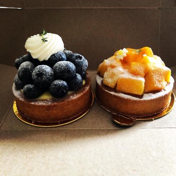 Yuzu No Ki - Blueberry and mango tart so delicious - Patisserie/Cake Shop Near Me - Markham, Ontario