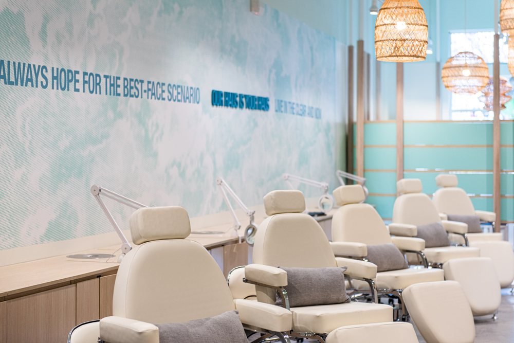 FACE HAUS 55 Photos & 36 Reviews 3699 McKinney Ave, Dallas, Texas