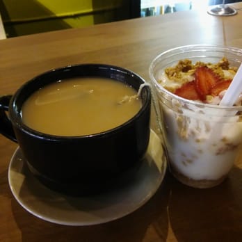 Inman Perk - Vanilla bean tea - Coffee & Tea Near Me - Atlanta, Georgia
