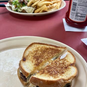 Alex's Restaurant - Beef Patty Melt - New American Near Me - Goose Creek, South Carolina Alex's Restaurant - Beef Patty Melt - New American Near Me - Goose Creek, South Carolina
