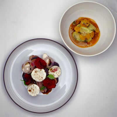 Restaurant ONE by null