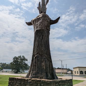 Wacinton Totem - Wacinton Totem, Paducah - Landmarks & Historical Buildings Near Me - Paducah, Kentucky