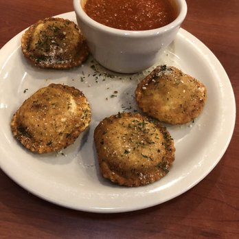 Ravanelli's - St Louis Style Toasted Ravioli - Italian Near Me - Collinsville, Illinois