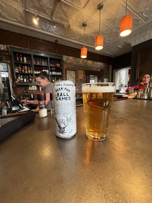 Mudgie's Deli and Bar by null