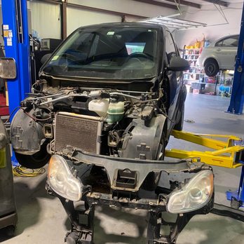 Jerry's Auto - Replacing a radiator fan and fixing some wiring on a customers Smart car today. Call 405.341.7551 to schedule your appointment with us today - Auto Repair Near Me - Edmond, Oklahoma Jerry's Auto - Replacing a radiator fan and fixing some wiring on a customers Smart car today. Call 405.341.7551 to schedule your appointment with us today - Auto Repair Near Me - Edmond, Oklahoma