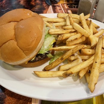 Moab Diner - Diner Deluxe Burger - Diners Near Me - Moab, Utah