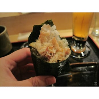 Sushi Shunka - Blue crab hand roll - Sushi Bars Near Me - Costa Mesa, California