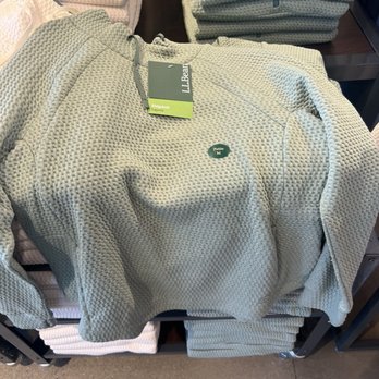 L.L.Bean - Sweater - Outdoor Gear Near Me - Salem, New Hampshire L.L.Bean - Sweater - Outdoor Gear Near Me - Salem, New Hampshire