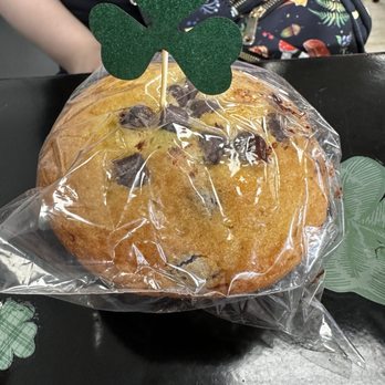 Gold Coast Bagel - Chocolate chip muffin - Bagels Near Me - La Mesa, California Gold Coast Bagel - Chocolate chip muffin - Bagels Near Me - La Mesa, California