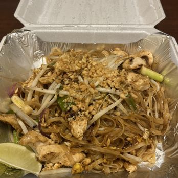 Thai Palm Restaurant - Chicken Pad Thai takeaway - Thai Near Me - North Charleston, South Carolina Thai Palm Restaurant - Chicken Pad Thai takeaway - Thai Near Me - North Charleston, South Carolina