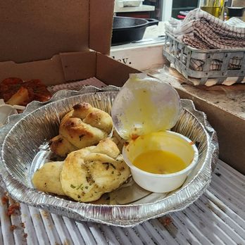 Pizza USA - Garlic knots - Pizza Near Me - Bellflower, California