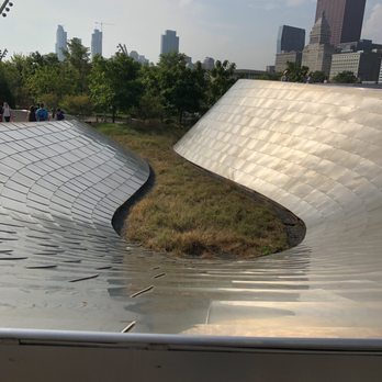 BP Pedestrian Bridge - Landmarks & Historical Buildings Near Me - Chicago, Illinois