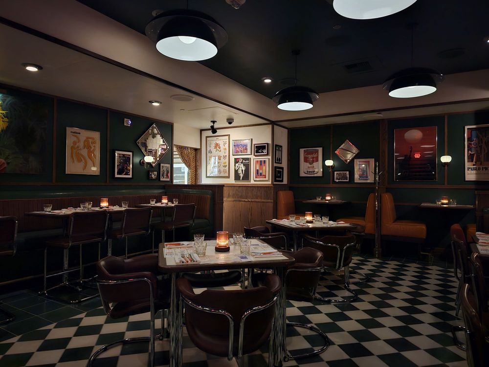 Diner Ross Steakhouse - Photo 2