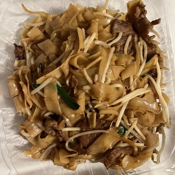 Chef Hunan - Beef chow fun - Cantonese Near Me - San Francisco, California