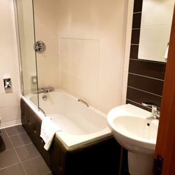 Carlton Hotel