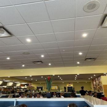 Cora - Breakfast & Brunch Near Me - Montreal, Quebec