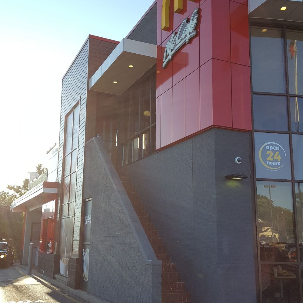 McDonald's - 2017-07-08. McDonald's. Hamilton. 2 storeys, a dining room attendant, and a drive-thru. - Fast Food Near Me - Hamilton, Ontario McDonald's - 2017-07-08. McDonald's. Hamilton. 2 storeys, a dining room attendant, and a drive-thru. - Fast Food Near Me - Hamilton, Ontario