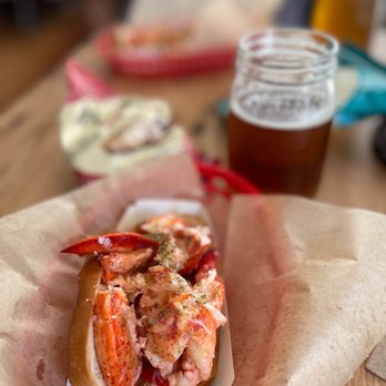 Luke's Lobster - Lobster Roll - Seafood Near Me - Seattle, Washington Luke's Lobster - Lobster Roll - Seafood Near Me - Seattle, Washington