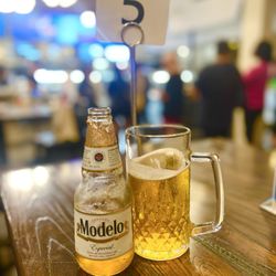 Taco Y Taco - Modelo & Oktoberfest