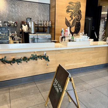 Starbucks - Coffee & Tea Near Me - Richmond, Virginia Starbucks - Coffee & Tea Near Me - Richmond, Virginia