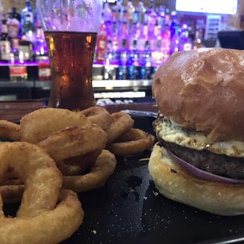 L'Burg Drinks & More - Breakfast burger! - Gastropubs Near Me - Lawrenceburg, Indiana