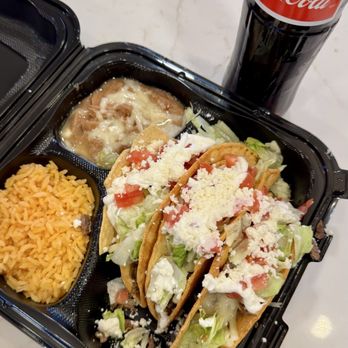 El Zacatecano - Hardshell Taco, Rice and Beans, Mexican Coke - Mexican Near Me - Canoga Park, California