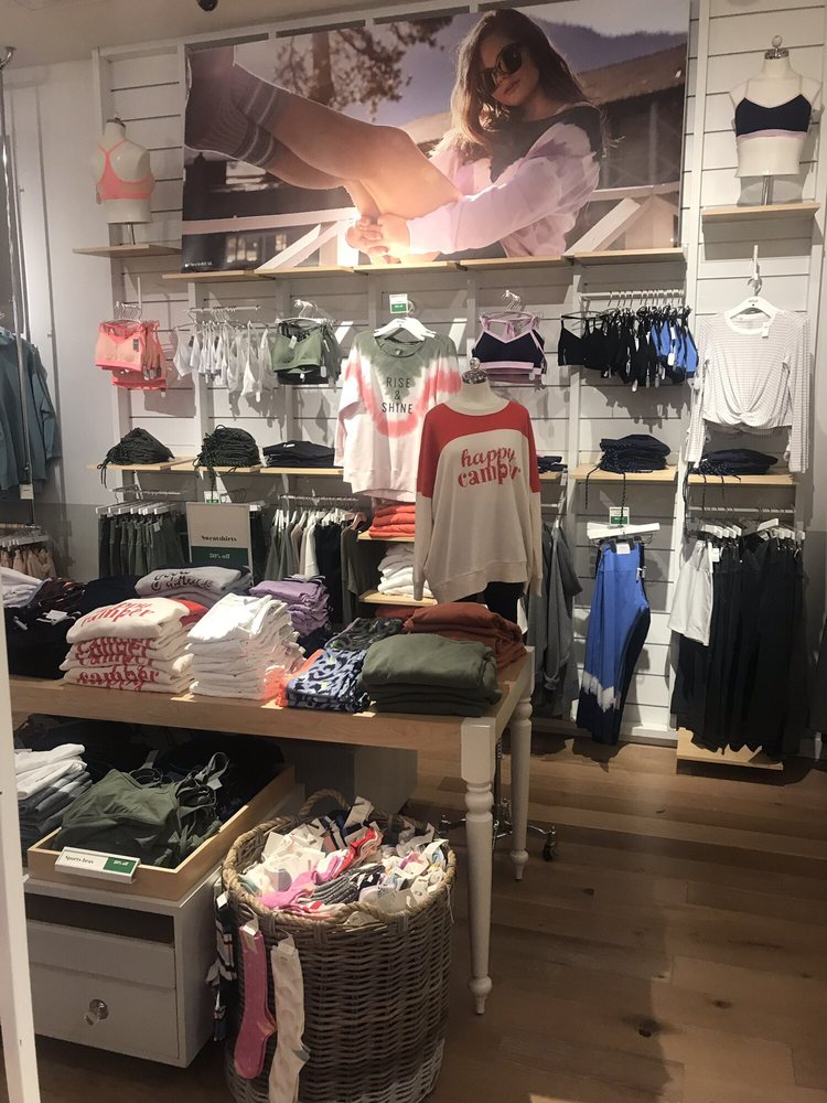AEO & AERIE STORE Updated June 2024 7804 Abercorn St, Savannah