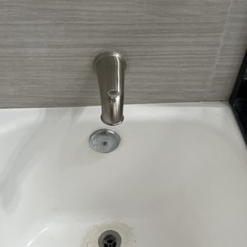 Kitchen And Bath Refinishing - Before, crack around drain - Refinishing Services Near Me - Panorama City, California Kitchen And Bath Refinishing - Before, crack around drain - Refinishing Services Near Me - Panorama City, California