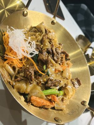 Lemongrass Sushi & Thai by null