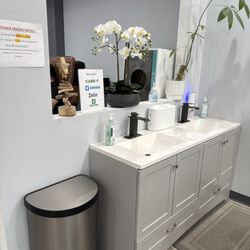 Lush Nail Bar