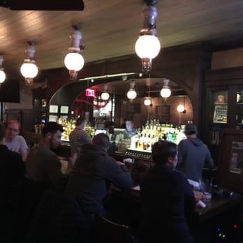 The Waylon - Pubs Near Me - New York, New York