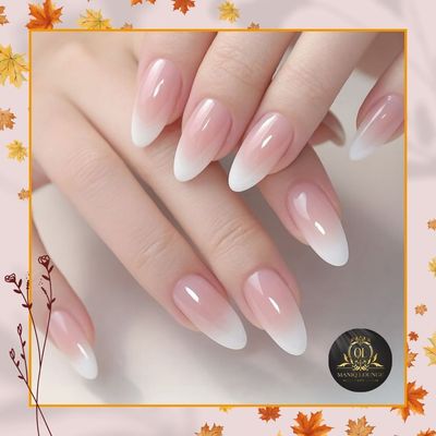 Manicure - Specialties
ManiQ Lounge specializes in professional nail care, eyelash extensions, and waxing services.
Our services include Gel-X, Builder Gel, Acrylic, Dip Powder, Manicure, Pedicure, Eyelash Extensions, and Waxing.

We focus on quality workmanship, cleanliness, and personalized care to ensure every client feels comfortable, confident, and well taken care of.
