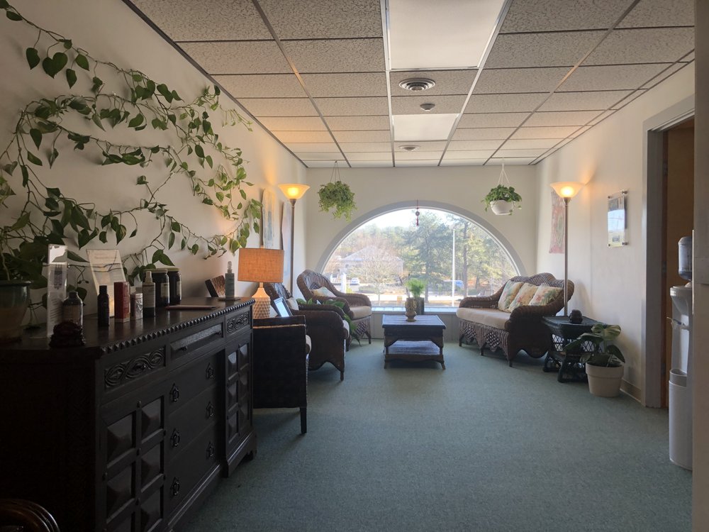 ACUPUNCTURE & ASSOCIATED THERAPIES Updated June 2024 681 Falmouth