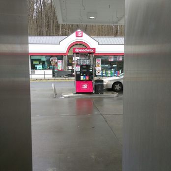 Speedway - a vending machine at a gas station - Gas Stations Near Me - Bedford Hills, New York Speedway - a vending machine at a gas station - Gas Stations Near Me - Bedford Hills, New York