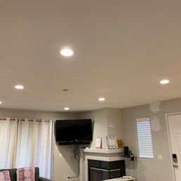 New recess lights! 4000k lighting and light by the TV is on it's own switch, per Matt's recommendation! We love it. New recess lights! 4000k lighting and light by the TV is on it's own switch, per Matt's recommendation! We love it.