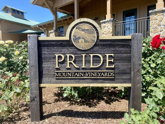 Pride Mountain Vineyards by null